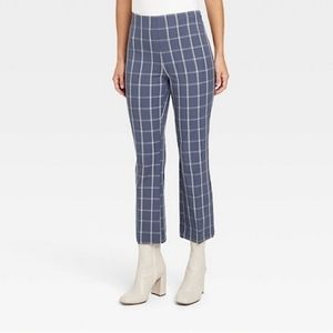 Womens Cropped Flare Plaid Pants -size 6 blue white plaid